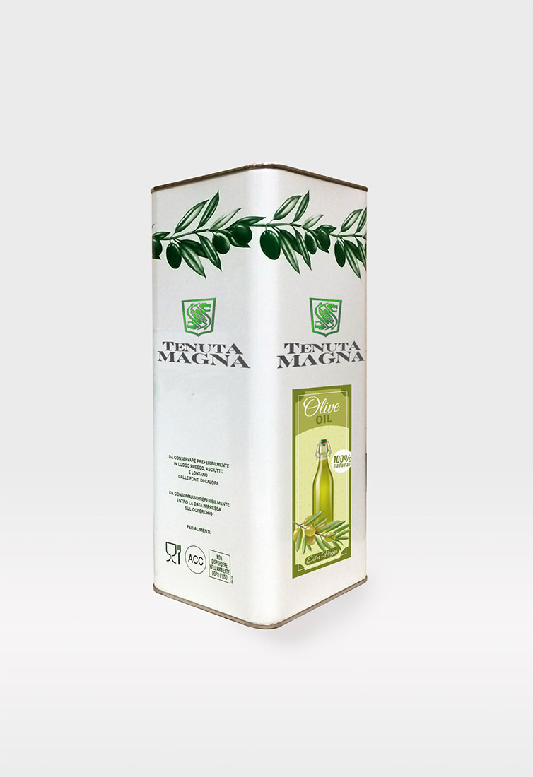 Lata de aceite de oliva virgen extra Tenuta Magna.